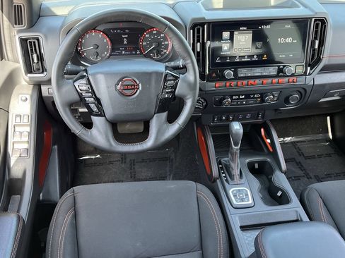 Used 2026 Nissan Frontier PRO-4X AWD/4WD image 10