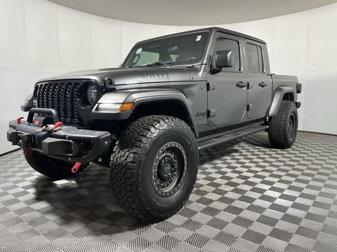 Used 2022 Jeep Gladiator Sport AWD/4WD image 4