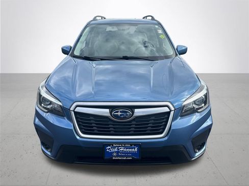 Used 2020 Subaru Forester Premium AWD/4WD image 3