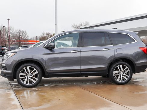 Used 2016 Honda Pilot Touring image 5