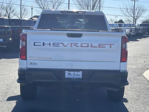 Used 2024 Chevrolet Silverado 1500 W/T w/ WT Value Package image 8