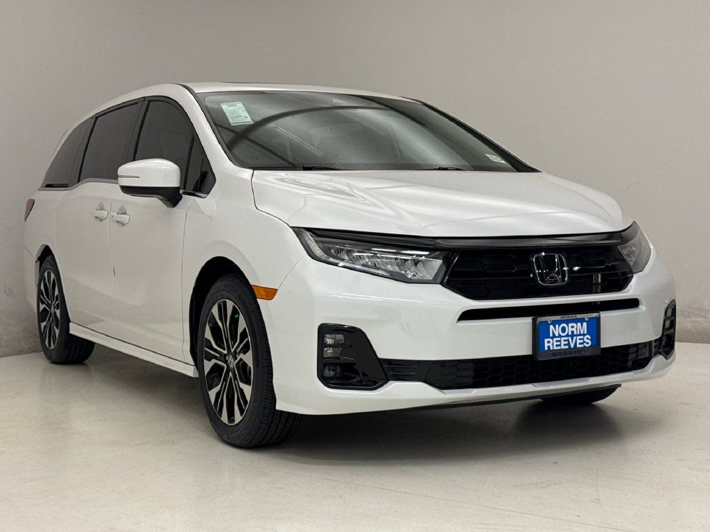 Used 2026 Honda Odyssey Elite image 4