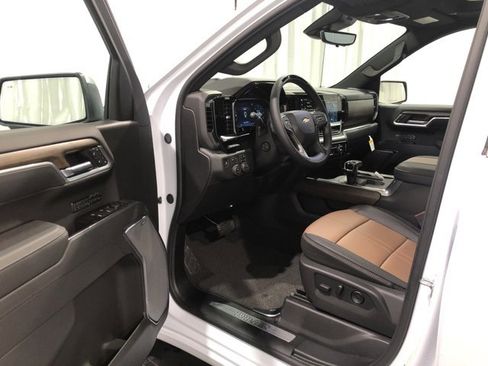 New 2026 Chevrolet Silverado 1500 High Country w/ Technology Package image 14