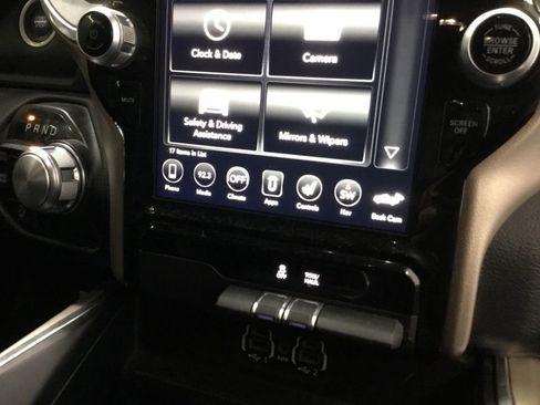 Used 2021 RAM 1500 Laramie image 23