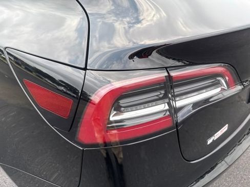 Used 2023 Tesla Model 3 Long Range AWD/4WD image 10