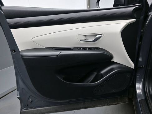 Used 2026 Hyundai Tucson SEL FWD image 9