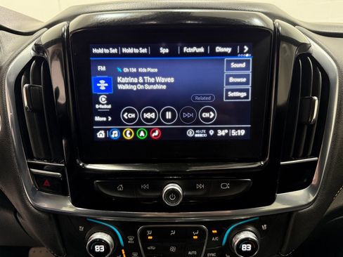 Used 2023 Chevrolet Traverse Premier image 17