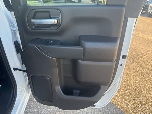 New 2026 GMC Sierra 3500 Pro AWD/4WD image 18