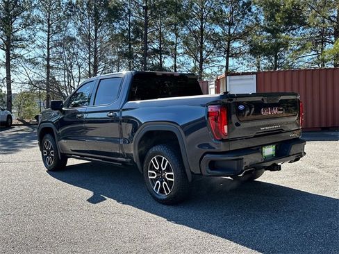 Used 2022 GMC Sierra 1500 AT4 w/ Technology Package image 5