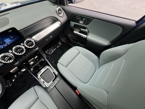 Used 2026 Mercedes-Benz GLB 250 4MATIC image 14