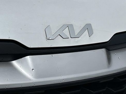 Used 2023 Kia Sportage LX FWD image 11