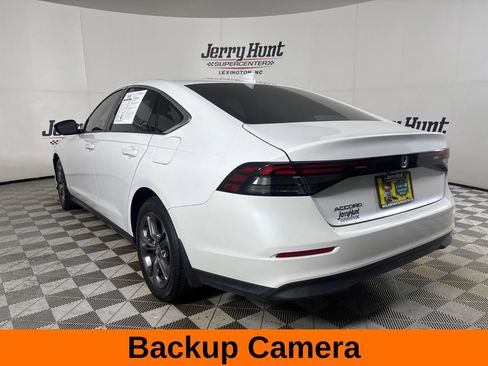 Used 2023 Honda Accord EX image 8