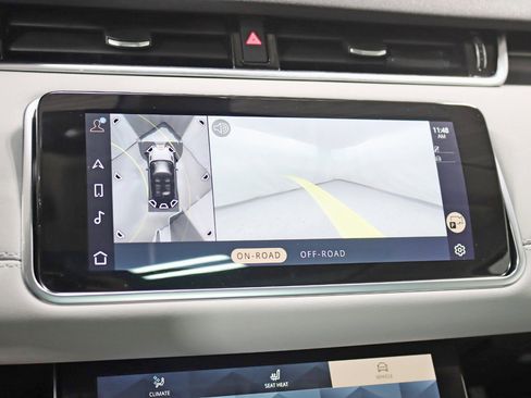 Used 2021 Land Rover Range Rover Evoque SE image 19