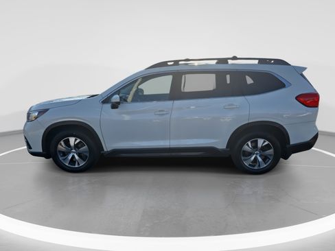 Used 2020 Subaru Ascent Premium w/ Convenience Package image 8