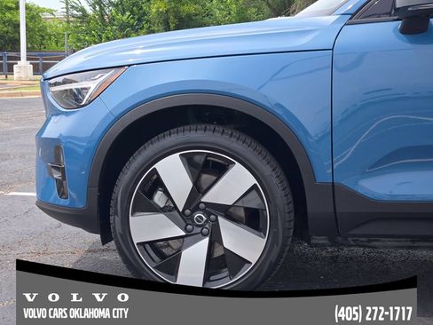 Certified 2023 Volvo C40 P8 Recharge Ultimate AWD/4WD image 6