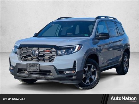 Used 2022 Honda Passport TrailSport image 1