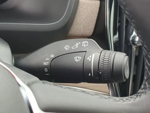 New 2026 Volvo XC90 B6 Plus w/ Protection Package Premier image 24