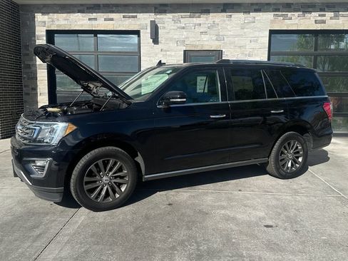 Used 2020 Ford Expedition Limited AWD/4WD image 22