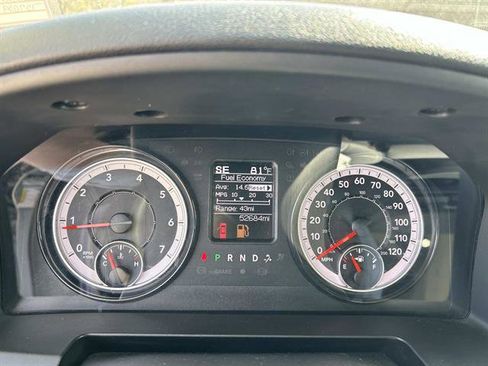 Used 2024 RAM 1500 Classic SLT image 31