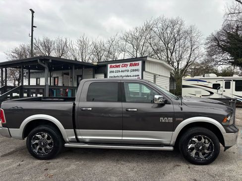Used 2015 RAM 1500 Laramie w/ Convenience Group AWD/4WD image 2