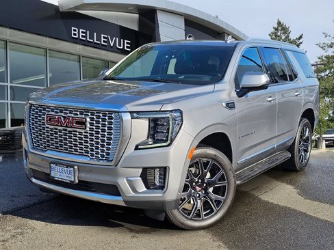 Used 2024 GMC Yukon Denali w/ Advanced Technology Package AWD/4WD image 1