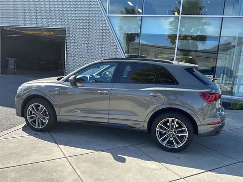 Used 2025 Audi Q3 2.0T Premium w/ Convenience Package image 9