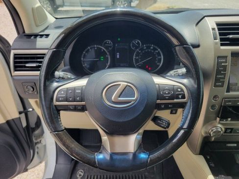 Used 2020 Lexus GX 460 Premium w/ Premium Package AWD/4WD image 15