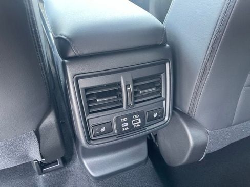 New 2026 Subaru Outback Limited AWD/4WD image 12