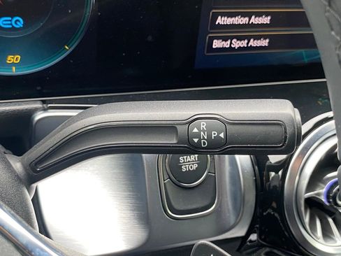 Used 2023 Mercedes-Benz EQB 250+ image 37