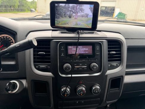 Used 2014 RAM 1500 Express RWD image 14