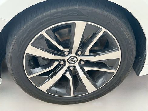 Used 2019 Nissan Maxima 3.5 SL w/ Floor Mat Group FWD image 32
