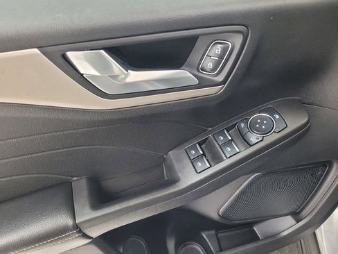 Used 2021 Ford Escape SE w/ Convenience Package FWD image 27