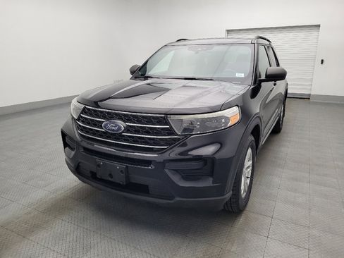 Used 2020 Ford Explorer XLT image 15