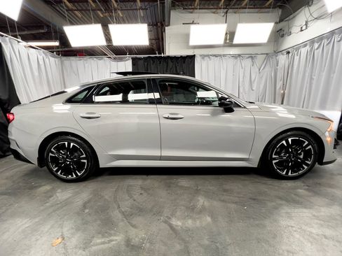 Used 2022 Kia K5 GT-Line w/ GT-Line Awd Premium Package image 9