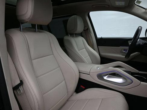 Used 2021 Mercedes-Benz GLS 450 4MATIC image 42