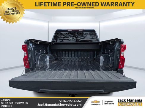 Used 2021 Chevrolet Silverado 1500 LT w/ Z71 Off-Road Package image 13