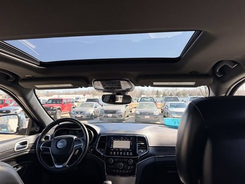 Used 2020 Jeep Grand Cherokee Limited image 6