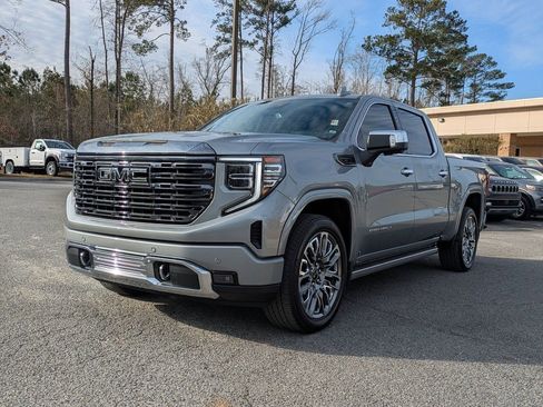 Used 2023 GMC Sierra 1500 Denali Ultimate image 3