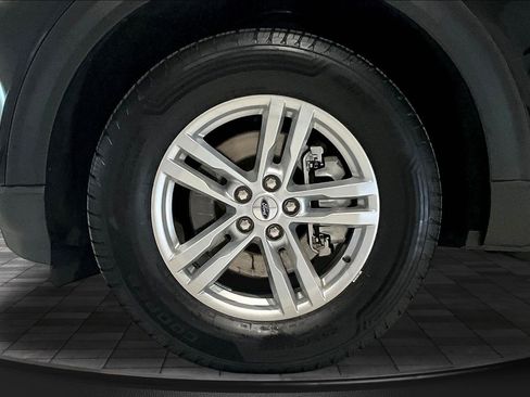 Used 2023 Ford Explorer 4WD image 33