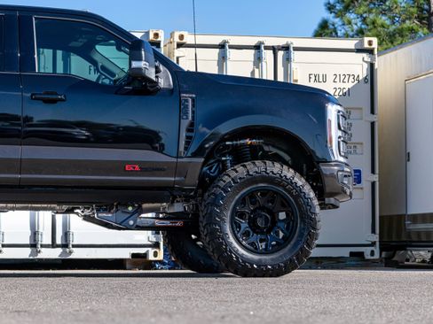 New 2025 Ford F350 King Ranch w/ FX4 Off-Road Package image 18