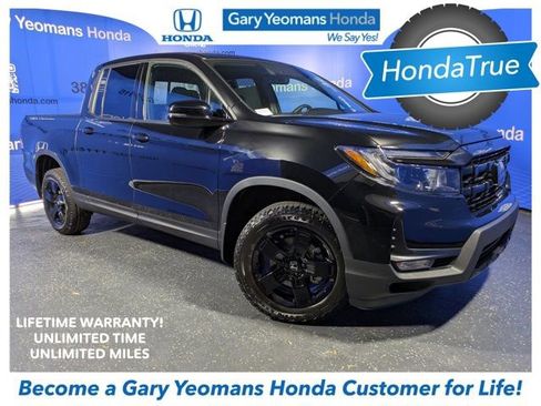 Used 2025 Honda Ridgeline Black Edition image 1