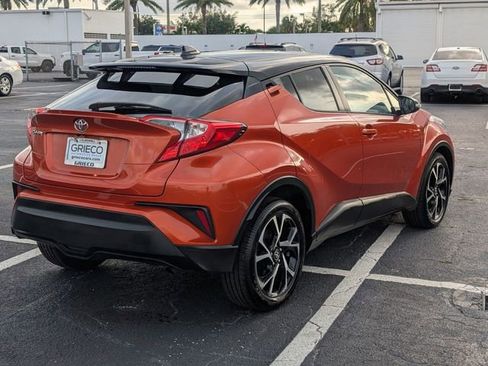 Used 2020 Toyota C-HR XLE FWD image 7