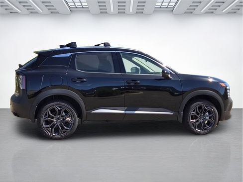 New 2026 Nissan Kicks SR w/ Illumination Package AWD/4WD image 3