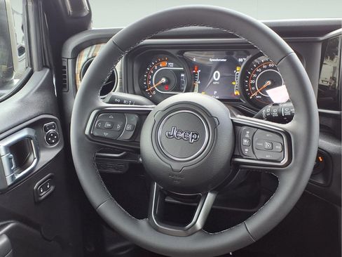 New 2026 Jeep Wrangler Unlimited Sport AWD/4WD image 9