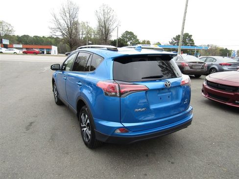 Used 2018 Toyota RAV4 LE w/ All Weather Liner Package image 6