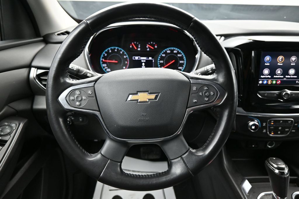 Used 2020 Chevrolet Traverse LT w/ LPO, Floor Liner Package FWD image 14