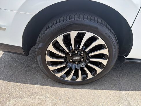 Certified 2024 Lincoln Navigator L Black Label AWD/4WD image 16