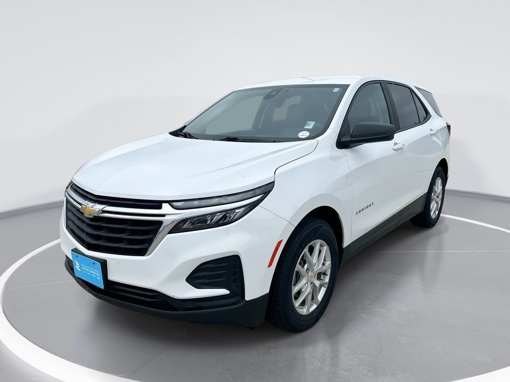 Certified 2024 Chevrolet Equinox LS w/ LS Convenience Package AWD/4WD image 1