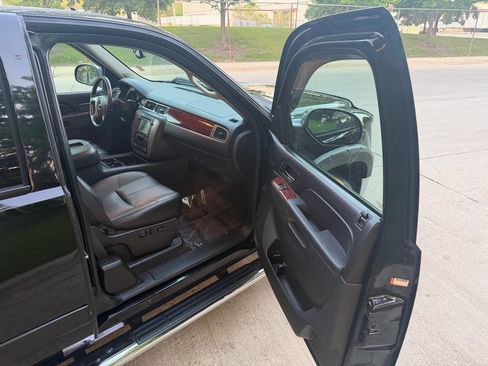 Used 2013 GMC Sierra 1500 SLT AWD/4WD image 8