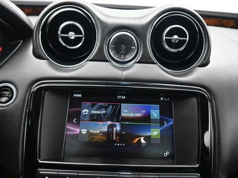 Used 2016 Jaguar XJ L Portfolio AWD/4WD image 17